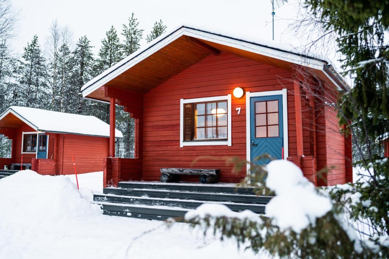 Peurasuvanto Moekit & Camping Екстериор снимка