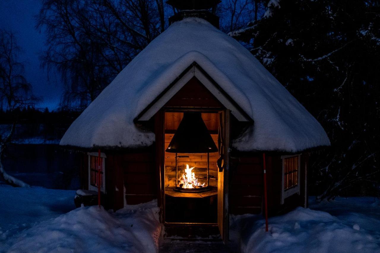 Peurasuvanto Moekit & Camping Екстериор снимка