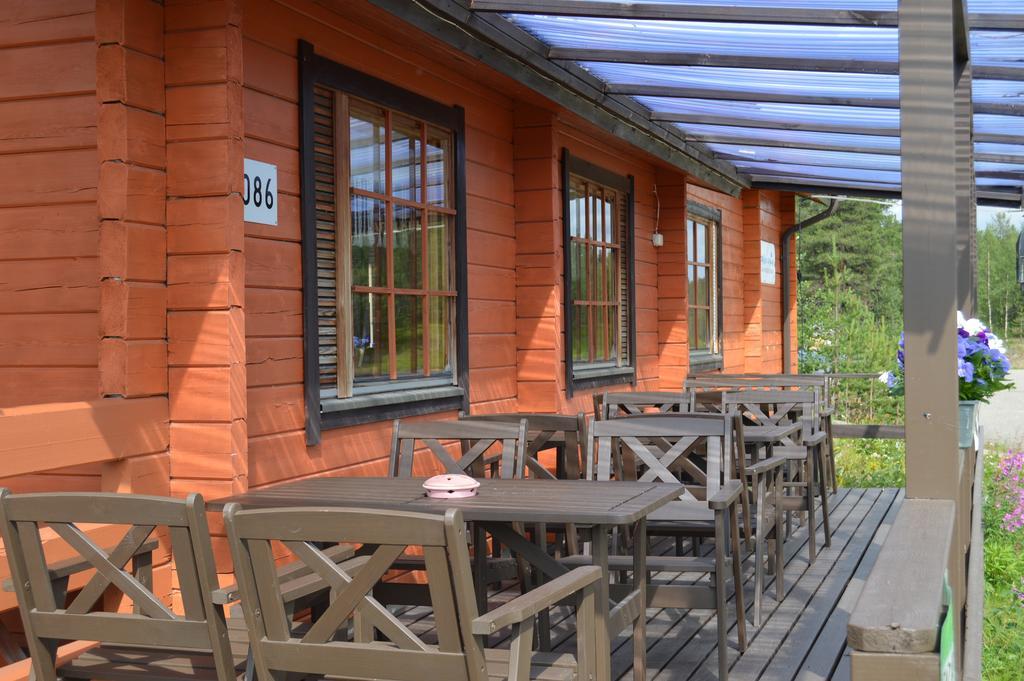 Peurasuvanto Moekit & Camping Екстериор снимка
