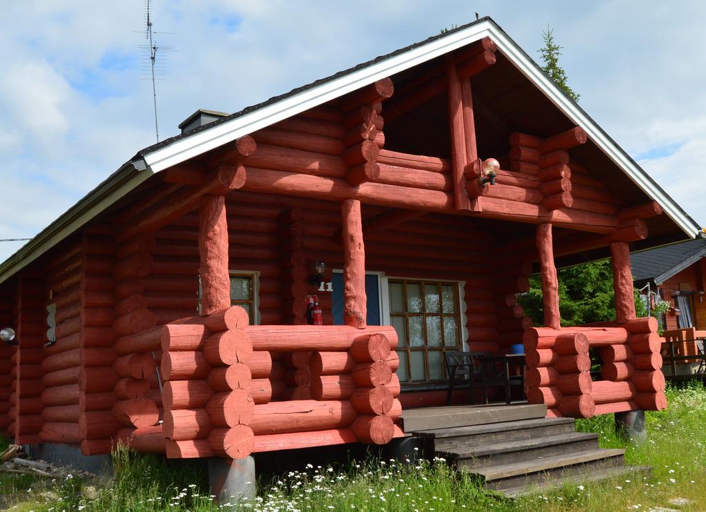 Peurasuvanto Moekit & Camping Екстериор снимка