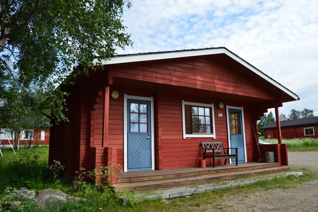 Peurasuvanto Moekit & Camping Екстериор снимка
